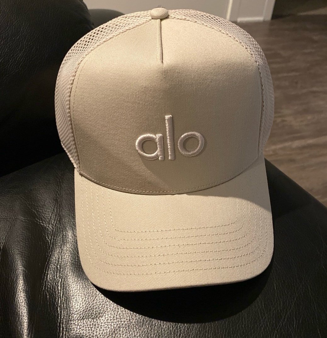 Alo Yoga Hat Bone One Size
