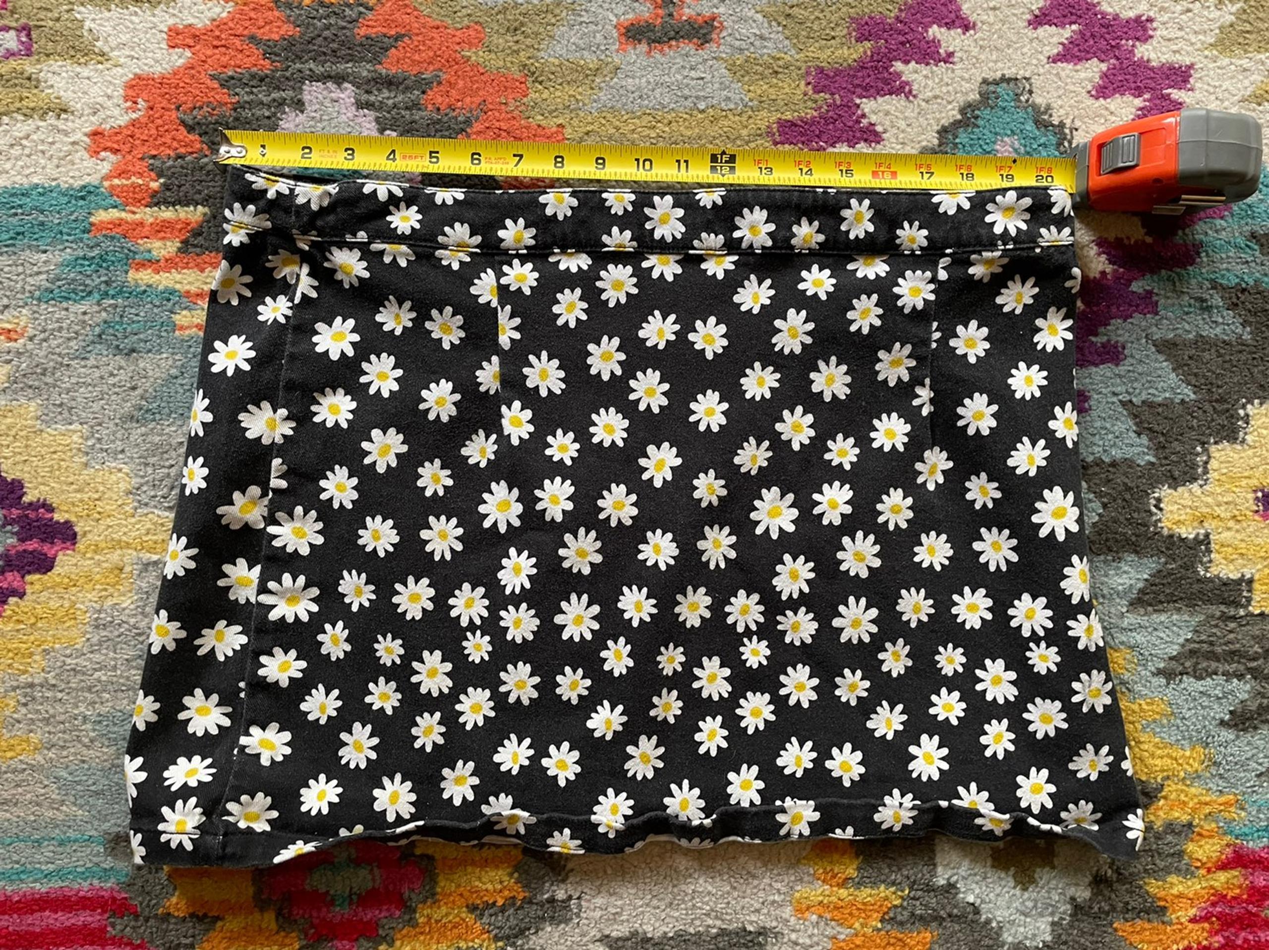 Plus size Delia*s Daisy Mini Skirt