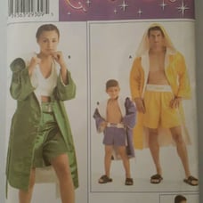 SIMPLICITY 4387 BOXING ROBE & SHORTS