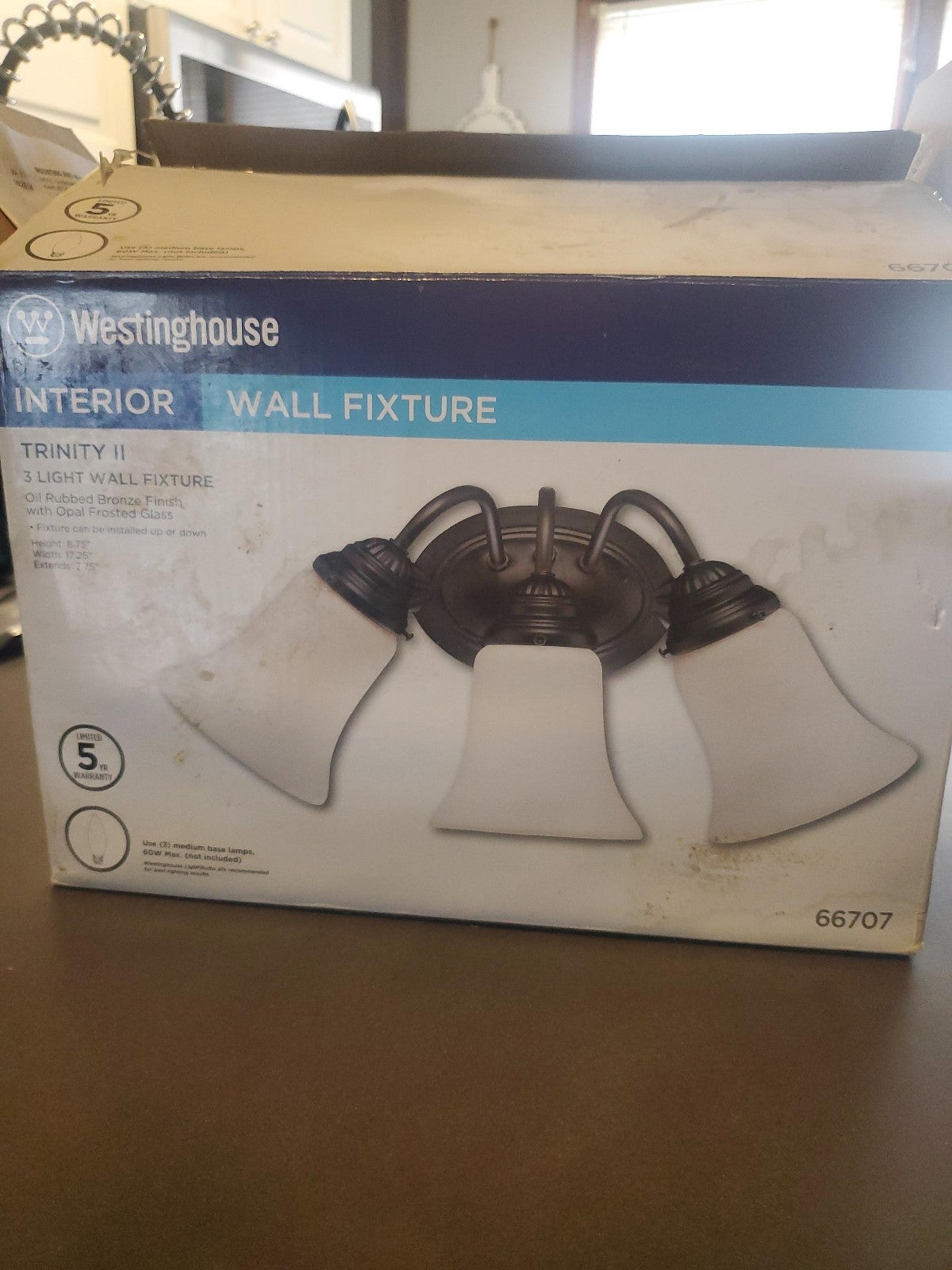 Light wall fixture