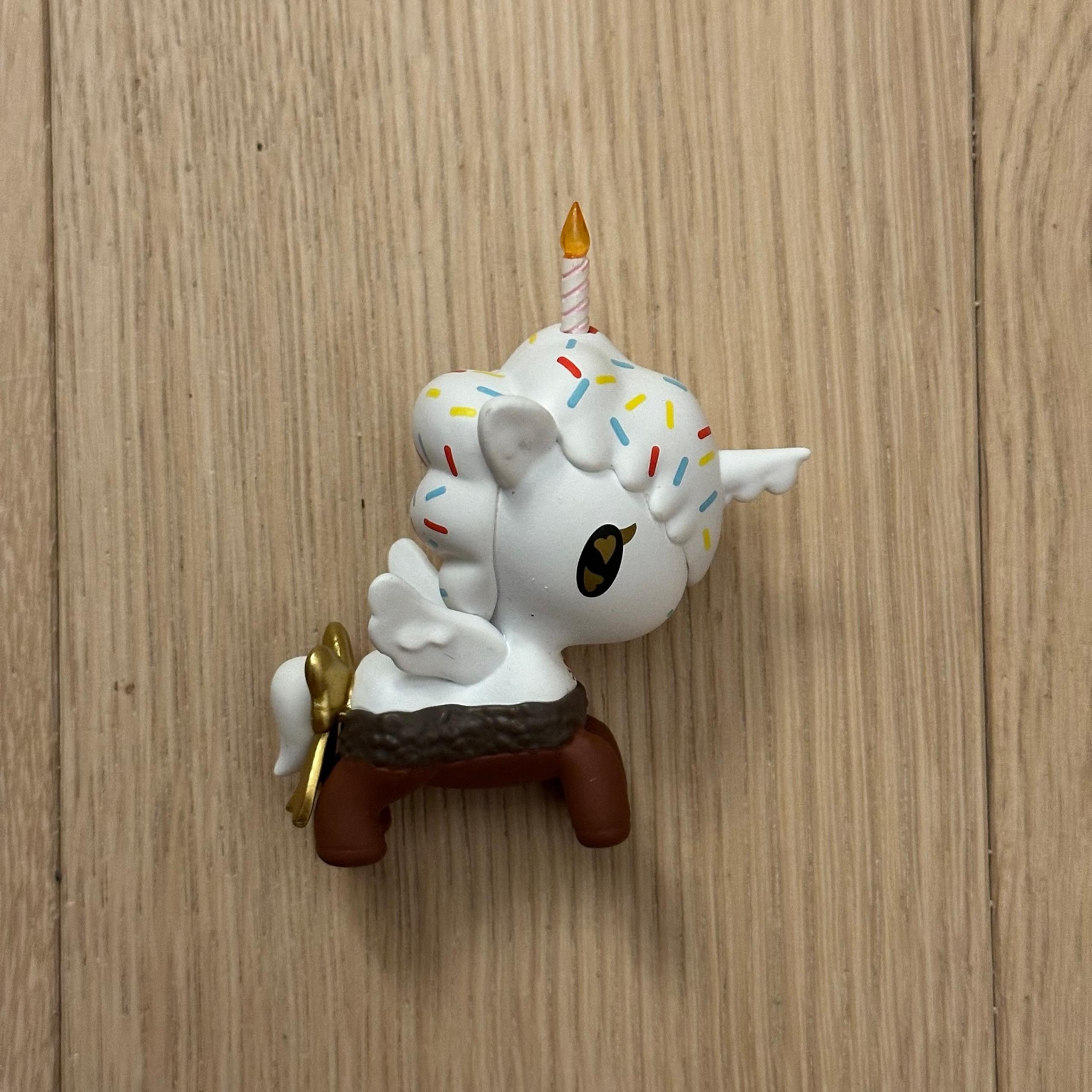 Tokidoki Ice Cream Shop Unicorno Series - Bday Cake