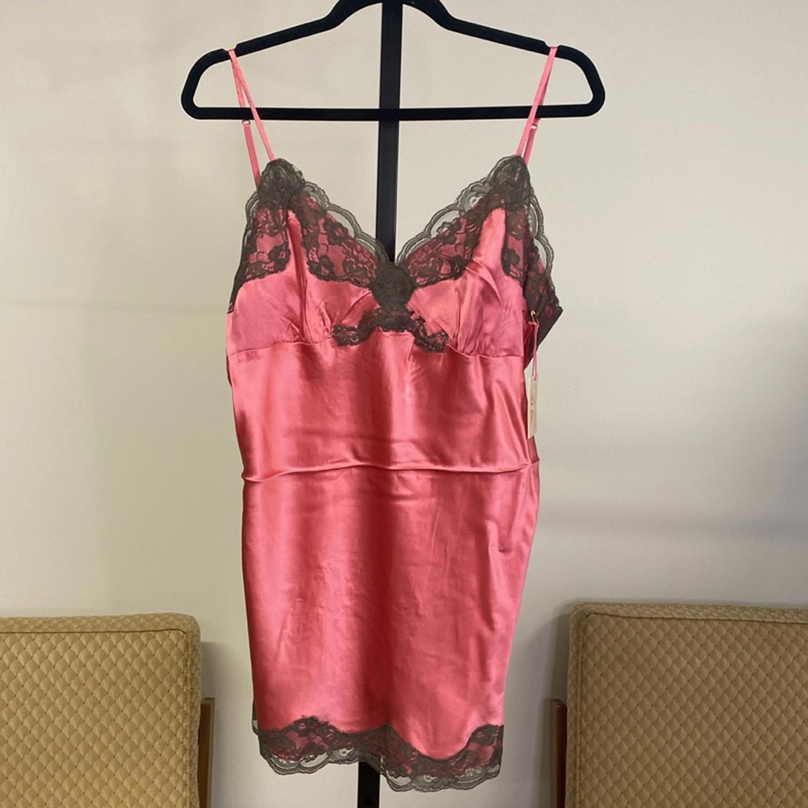 Gold Hawk 100% Silk & Lace Tunic In Raspberry, SIZE L, NWT