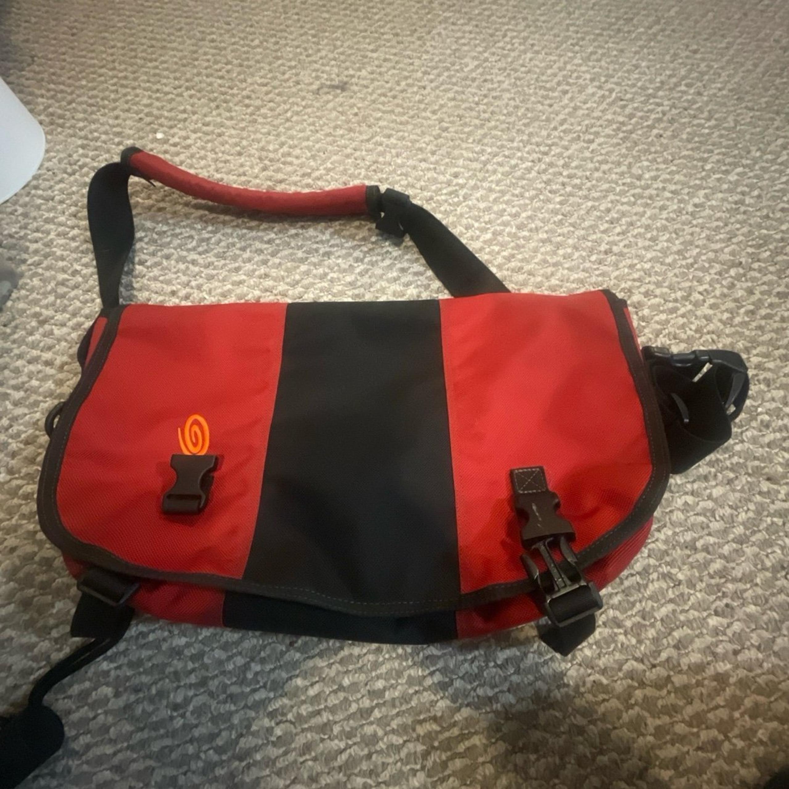 TIMBUK2 CLASSIC MESSENGER BAG