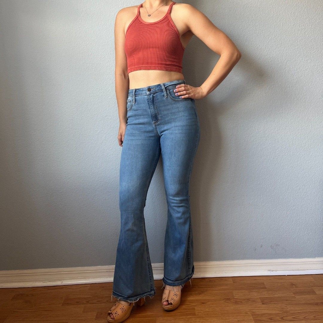 Hollister Curvy High Rise Vintage Flare Size 27