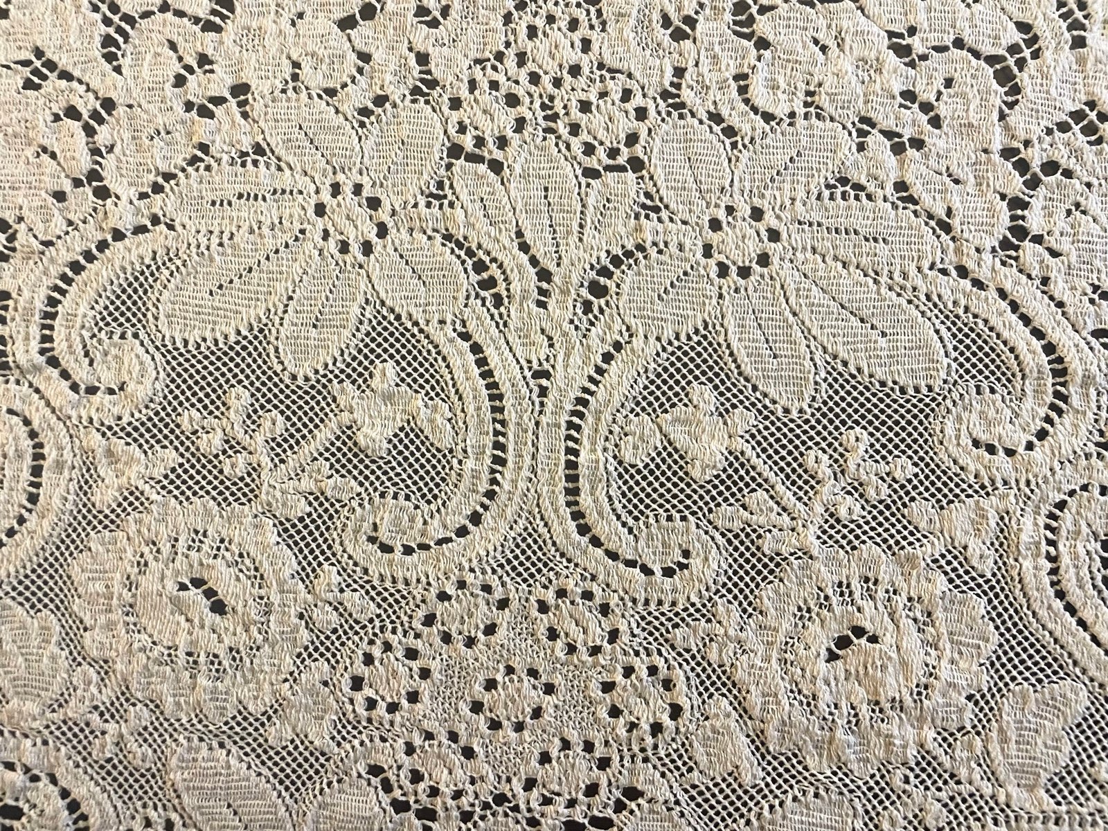 Vintage Quaker Lace Dinner Tablecloth Picot Loops #2800 Ecru 60x80 Flawless