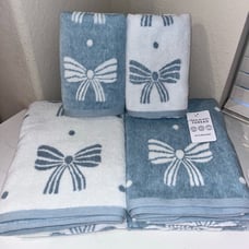 4-NWT COMMON THREAD BLUE AND WHITE COQUETTE BOW DESIGN TOWEL BUNDLE