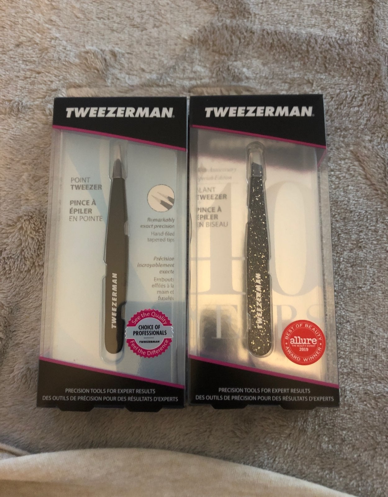 Tweezers