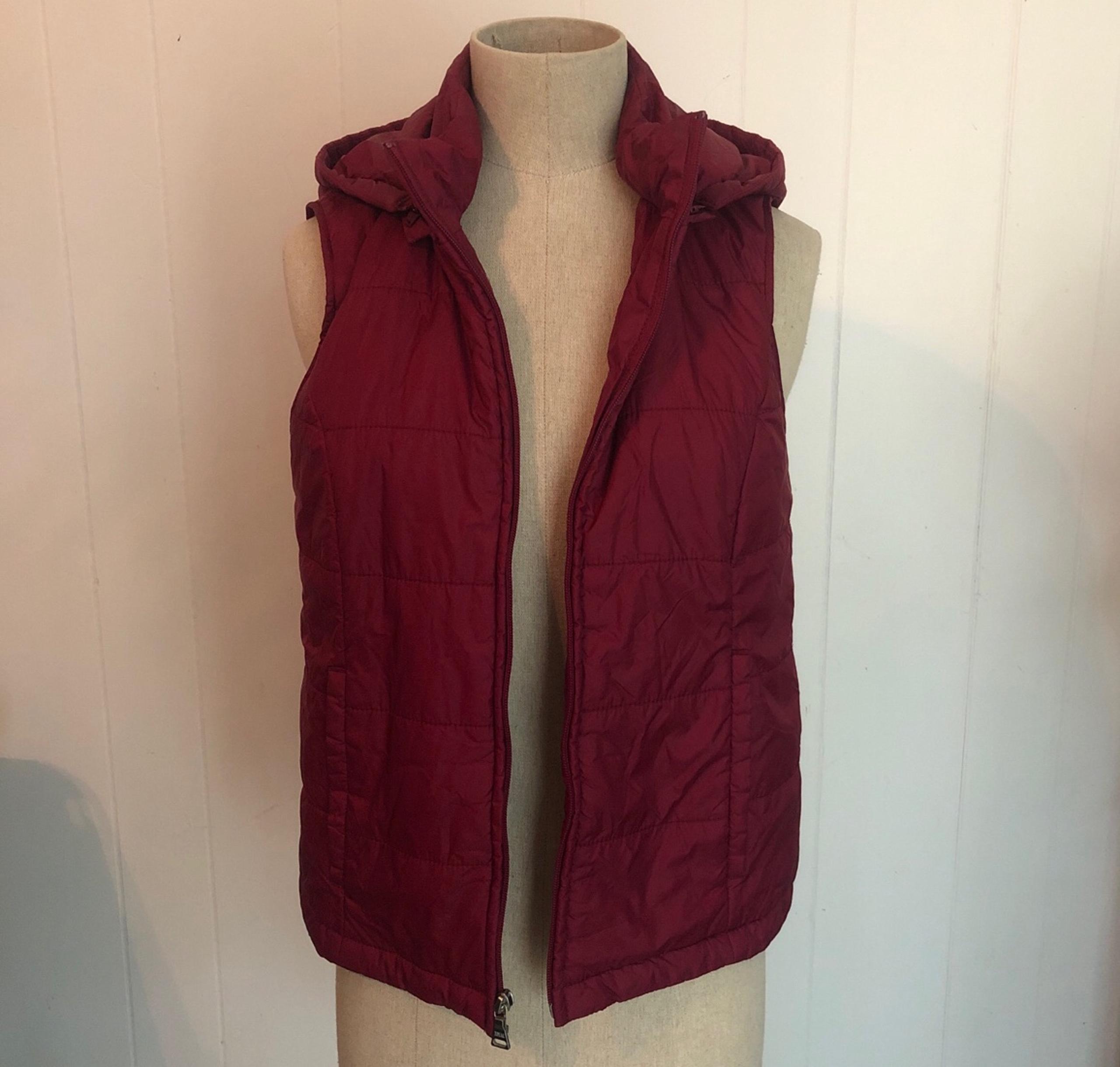 Express maroon Puffer vest with zippered hood