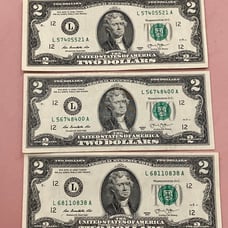 2013 nice serial number 2 two dollar bill US note great crispy condition!