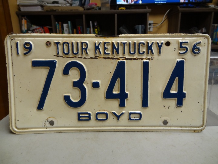 VINTAGE TOUR KENTUCKY LICENSE PLATE 1956 BOYD COUNTY