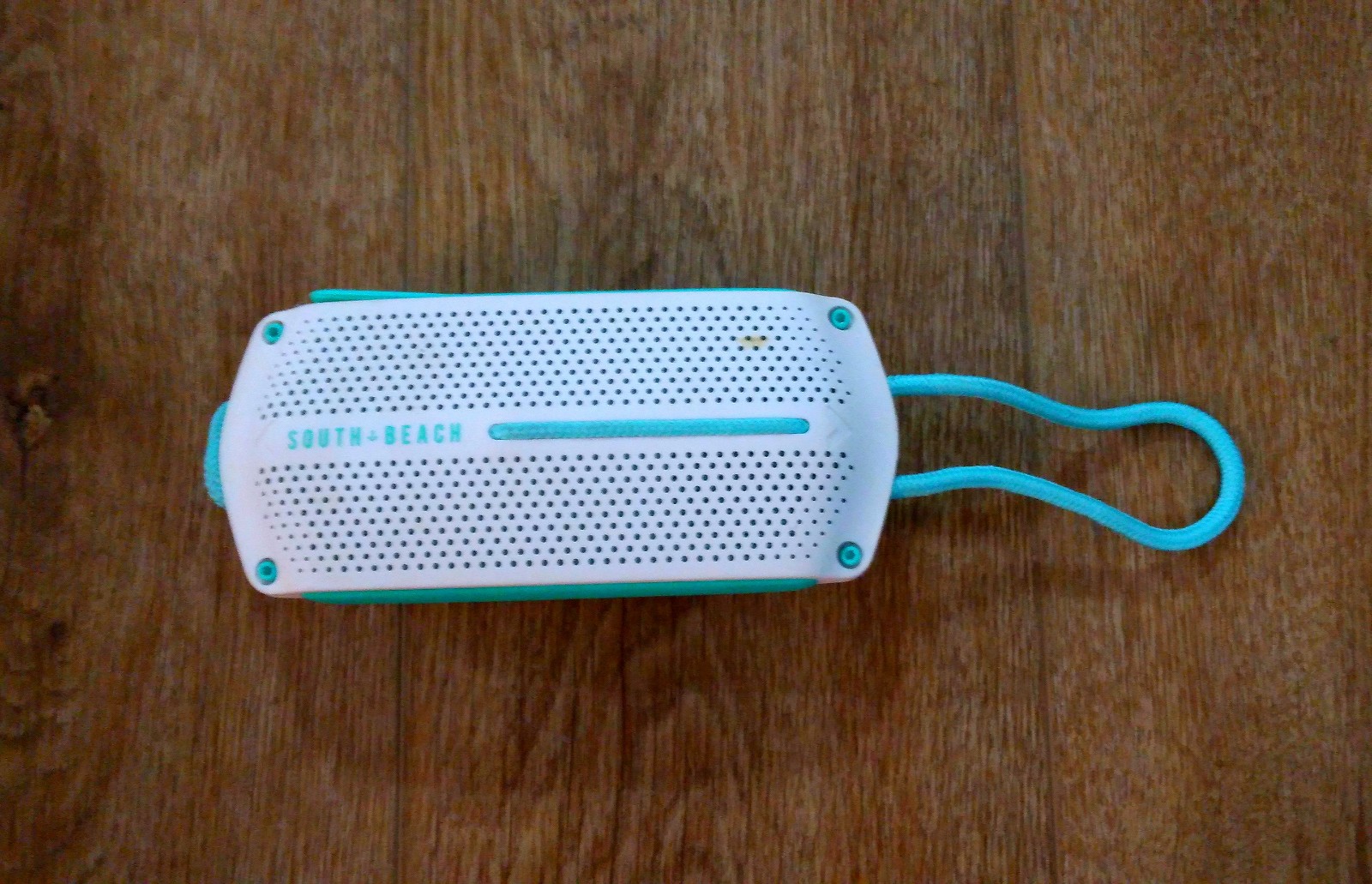 40% off South Beach waterproof Bluetooth speaker Electronics 40% off South Beach waterproof Bluetooth speaker Electronics