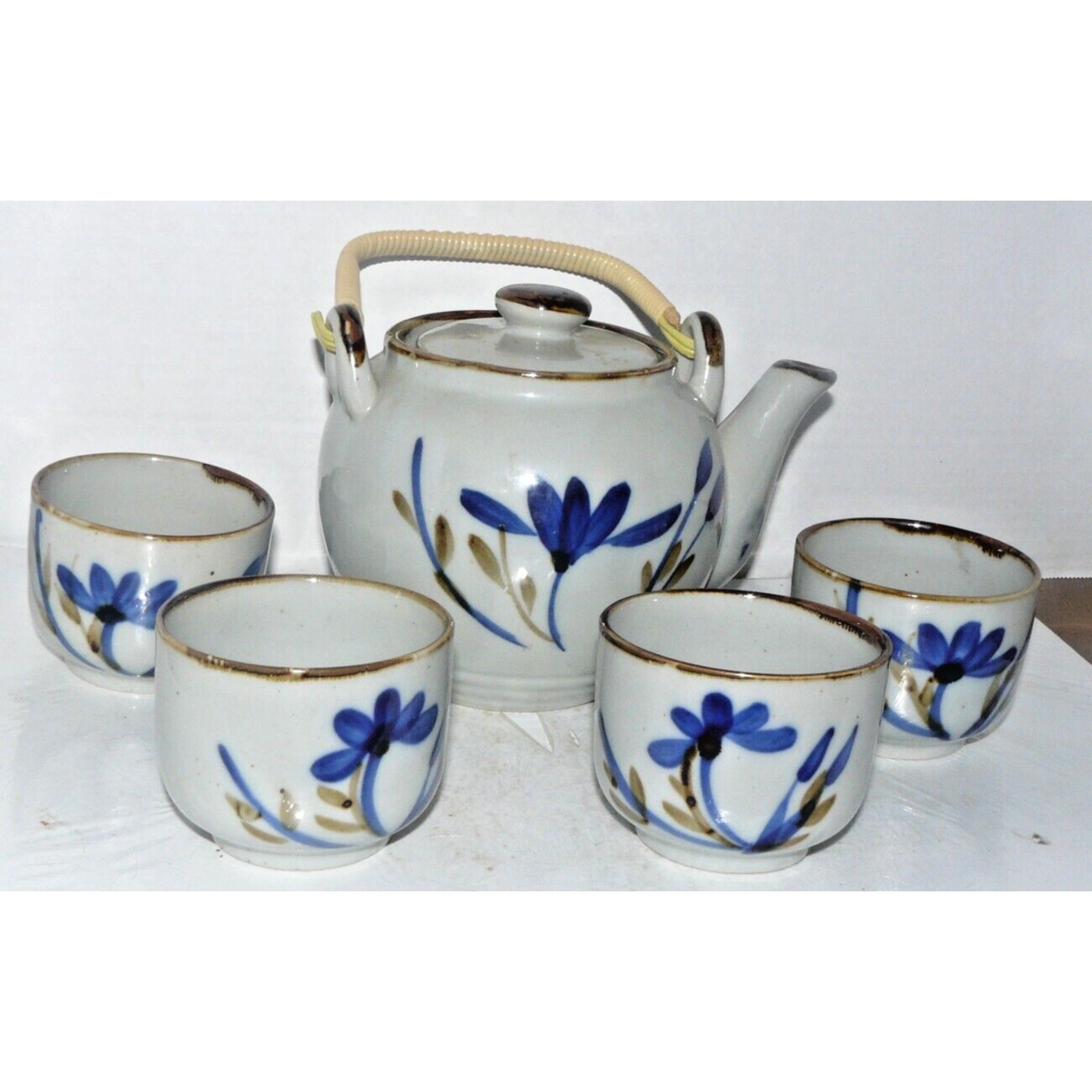 Vintage Japanese Porcelain Lotus Tea Set Teapot and 4 Cups Blue and White Floral