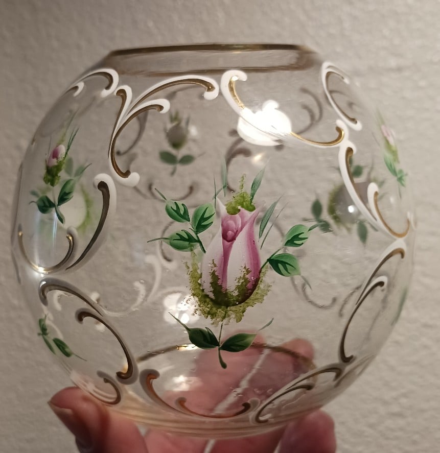 Antique Glass Rose Bowl Vase Charleton Rose Moss Rose 4