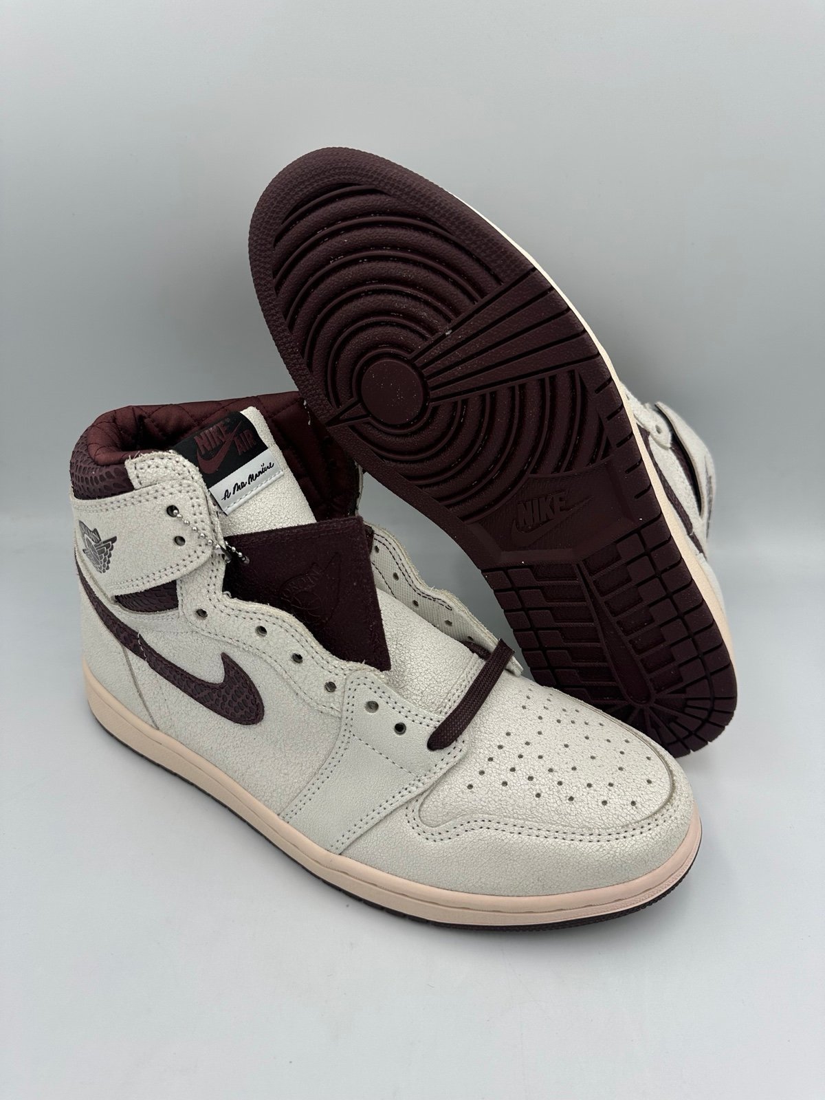 Jordan 1 Retro High OG A Ma Maniére