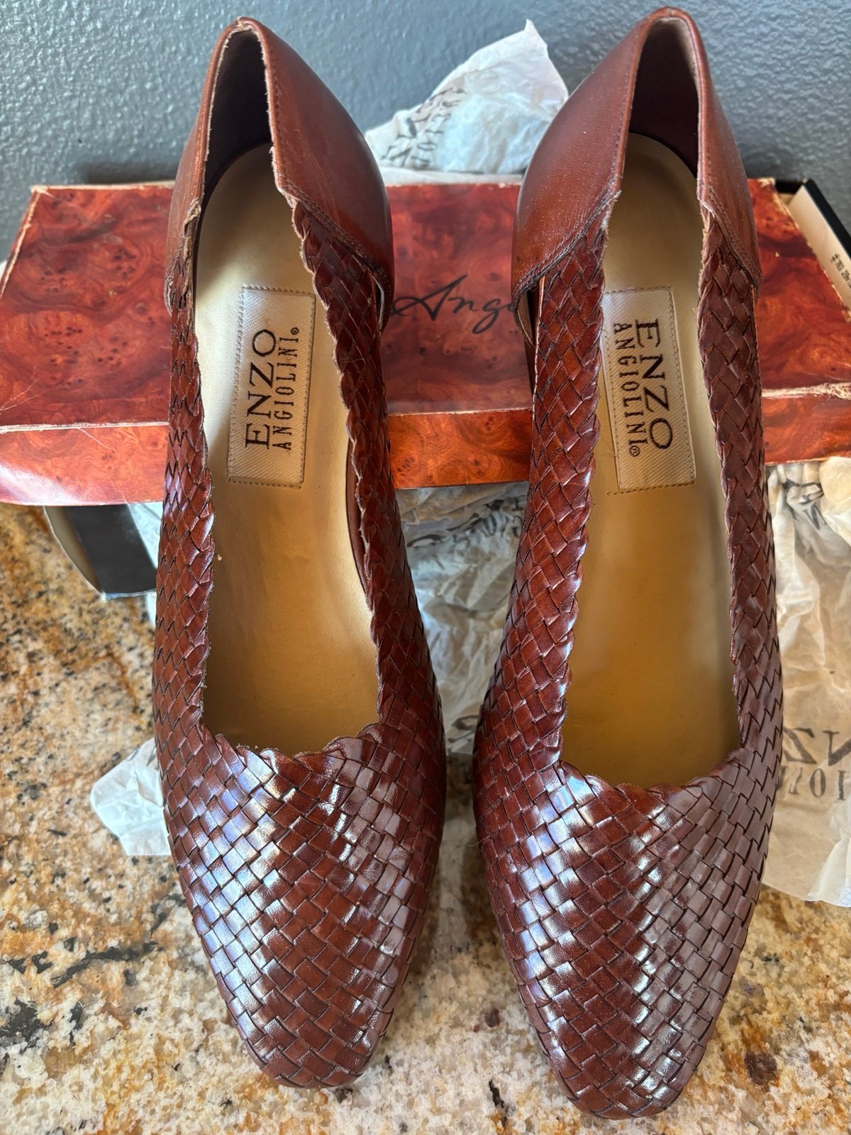 Enzo Angiolini NWT brown leather flats shoes size 9