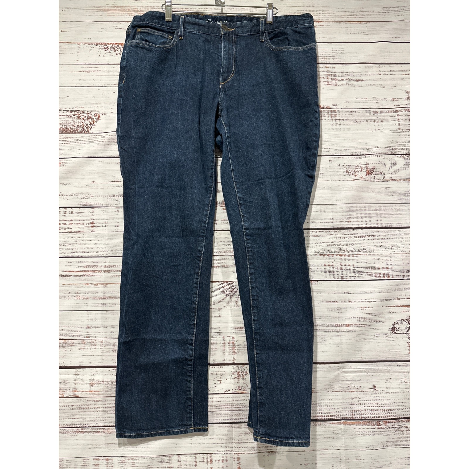 Eddie Bauer Jeans Slightly Curvy Straight Leg Women's Size 18
