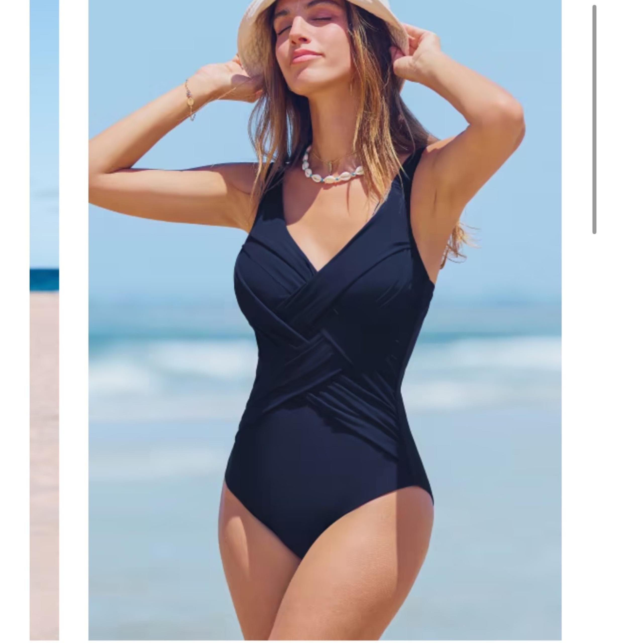 10 DDD Lands end Slender suit  tummy control blue