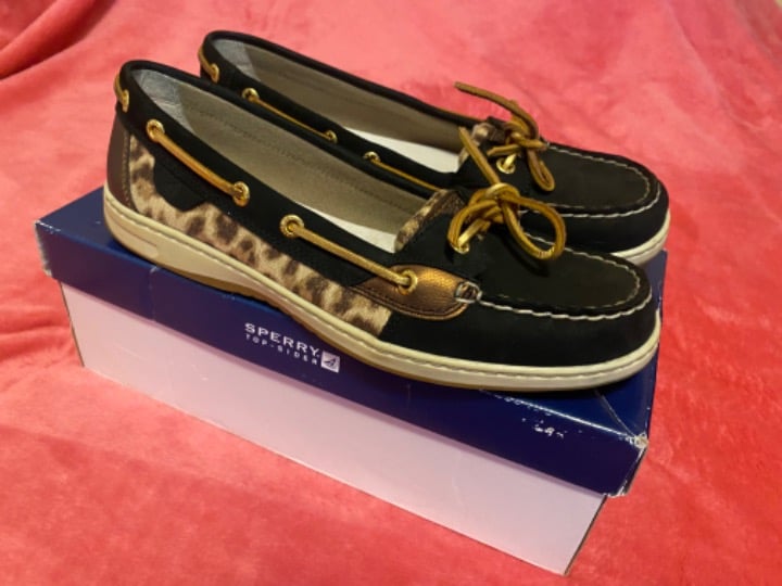 Sperry shoes 10