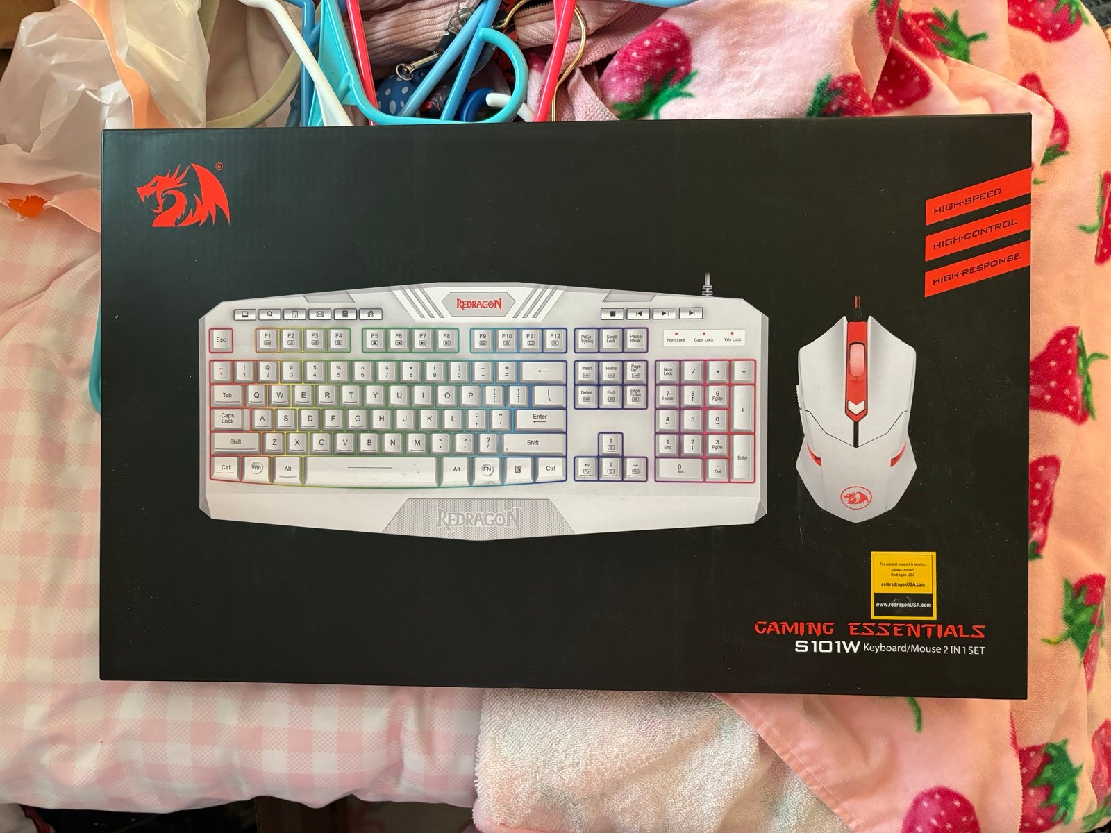 Red Dragon Keyboard (White)