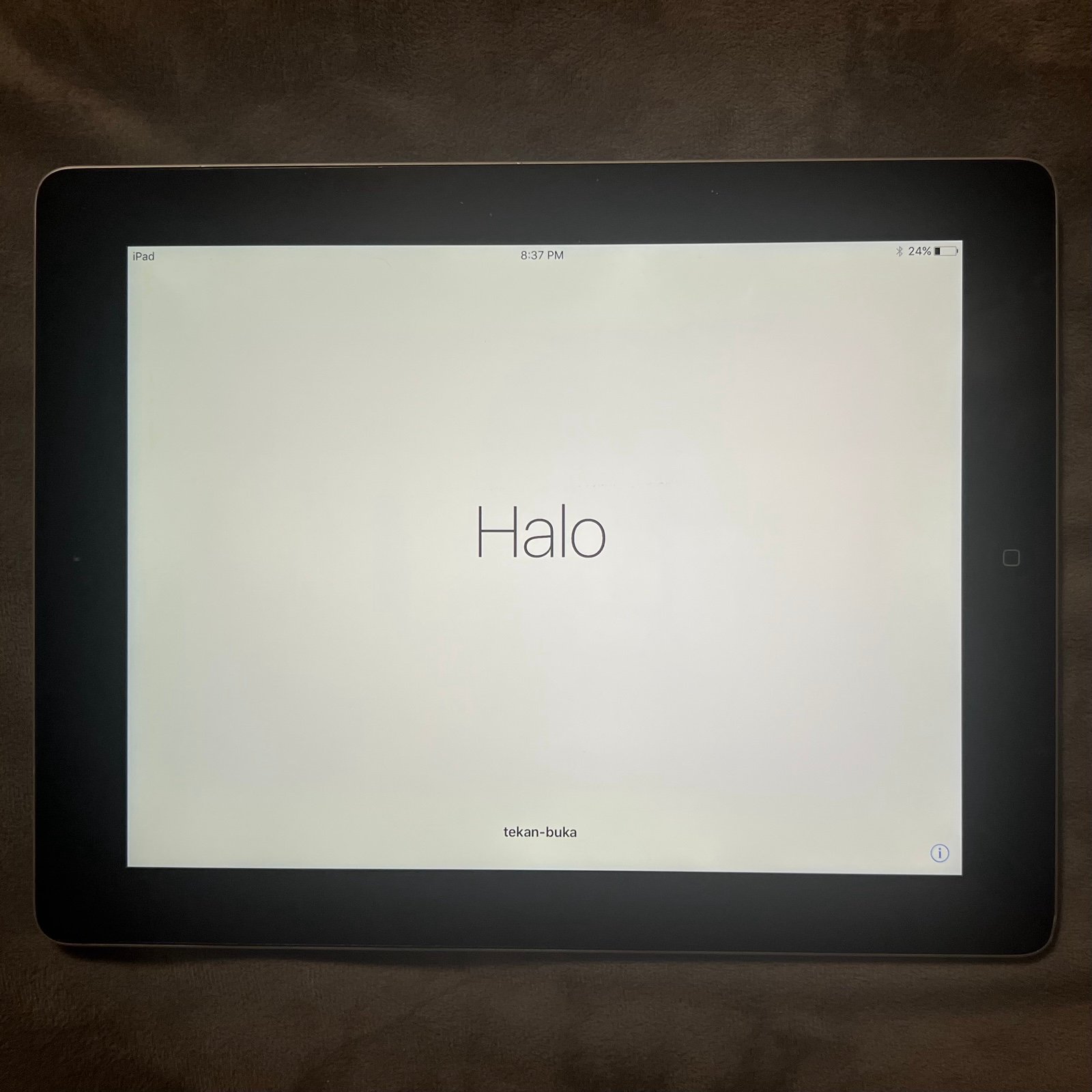 Apple iPad 4th Gen (A1458) Wi-Fi | 16GB | iPad Only – No Charger