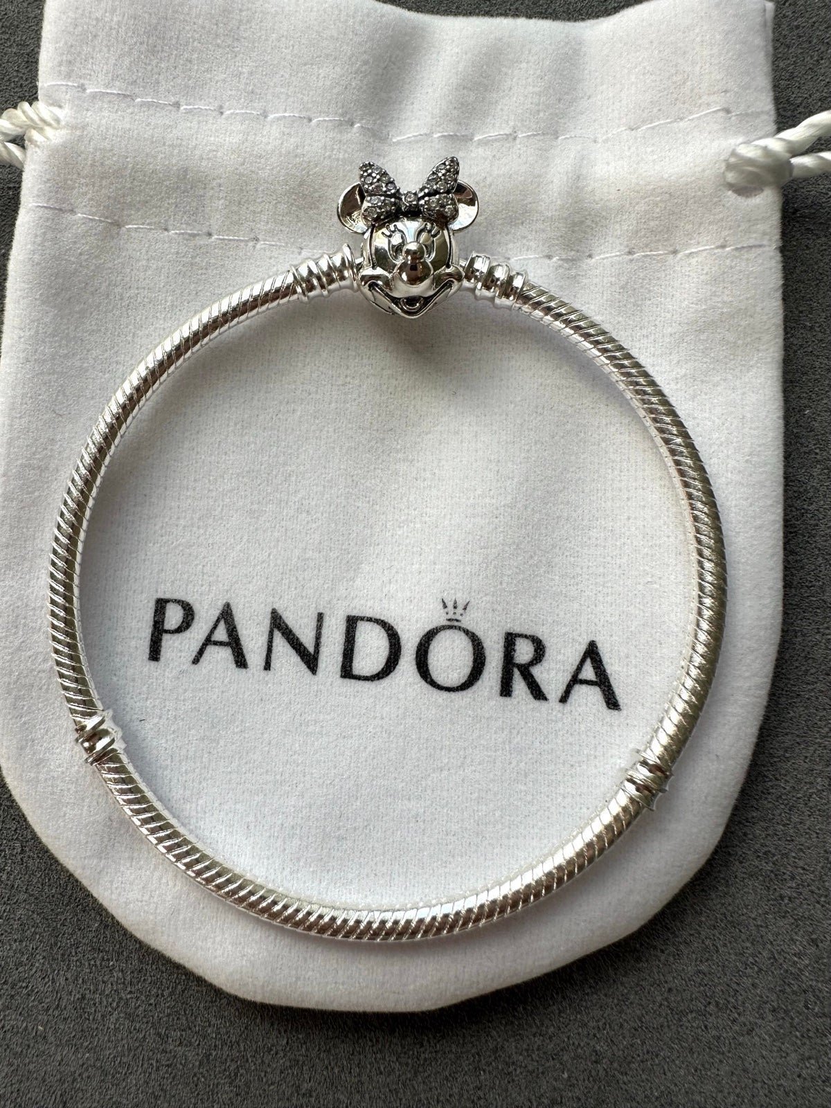 Pandora bracelet Minnie Mouse clasp snake chain 6.7 inches 17cm