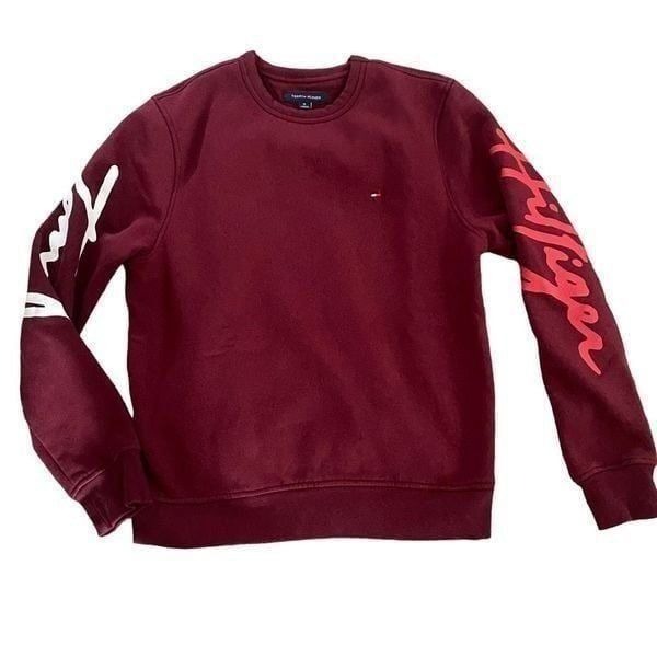 Tommy Hilfiger Graphic Crewneck Sweatshirt Burgundy Logo On Sleeves Chest M AG23