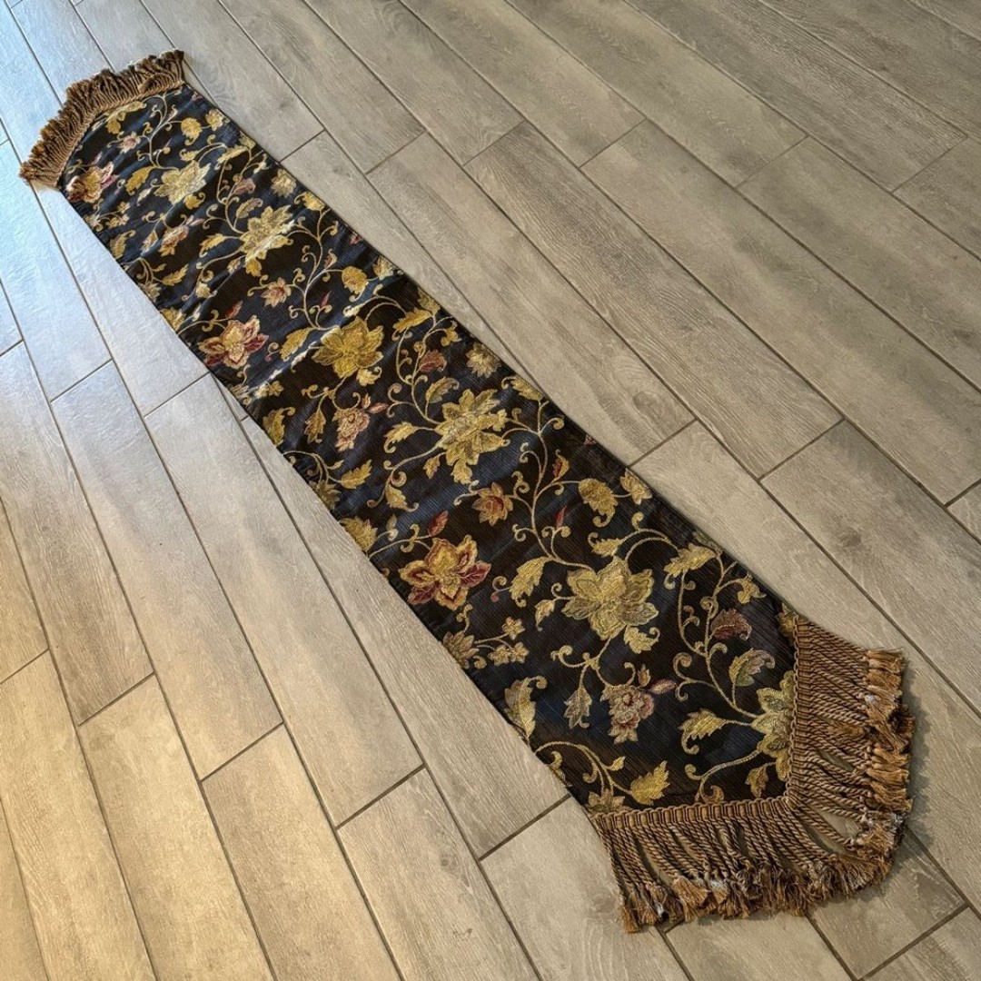 Canaan Company Brown Floral Damask Fringe Table Runner 8 ft - detail