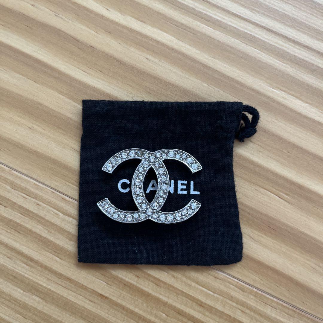 CHANEL Double C Logo Brooch with Stones