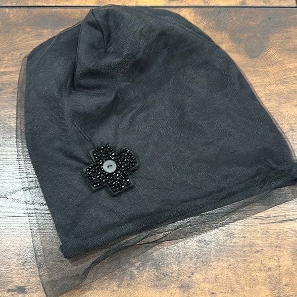 Plu Pluslavie Women's Embellished Cross Tulle Overlay Beanie Hat Black OS
