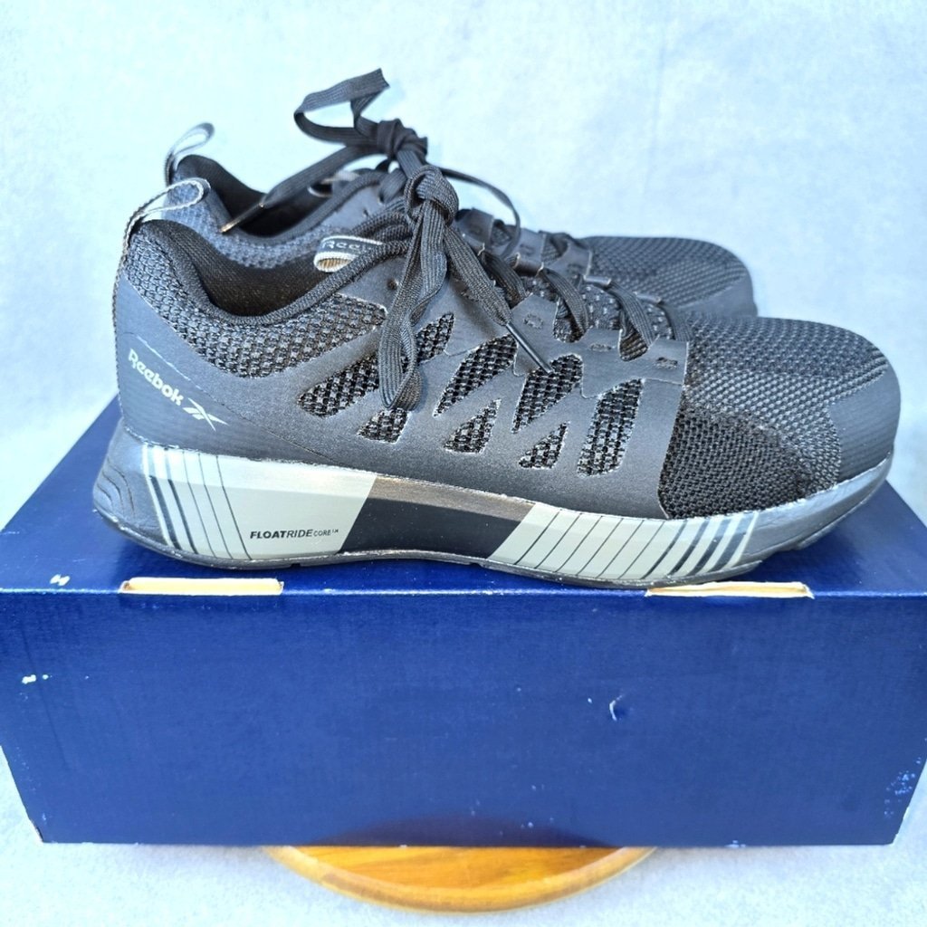 Reebok fusion flex wave work woman size 7.5w NEW IN BOX sneakers shoes