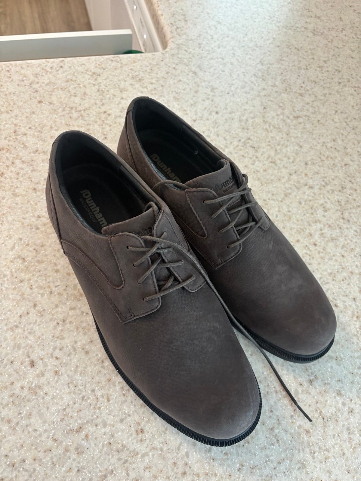 Dunham men’s shoes size 15