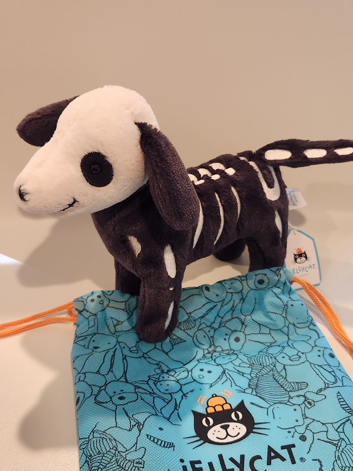 RETIRED NWT Jellycat London Skeledog Dan