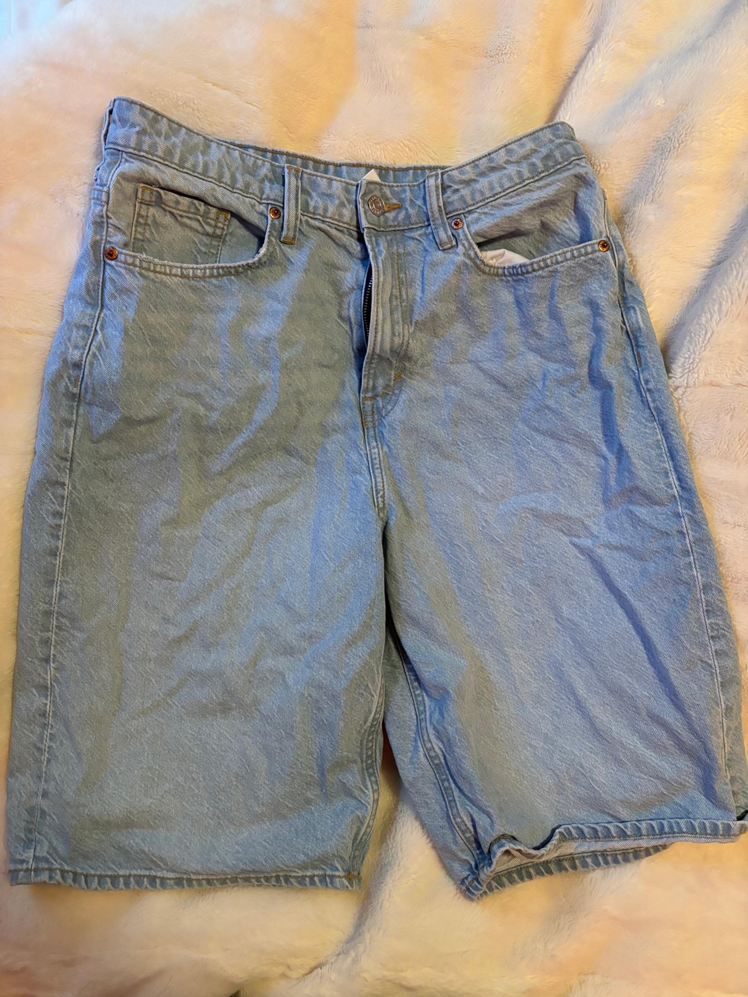womens bermuda shorts