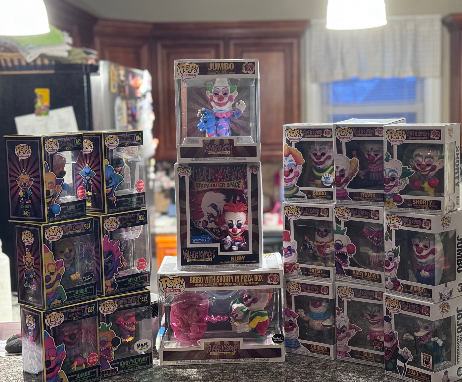 Huge Killer Klown from Outer Space lot
