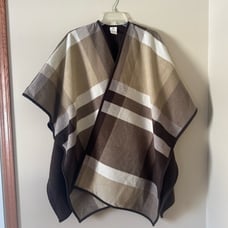 Woolrich plaid cozy cape- One Size