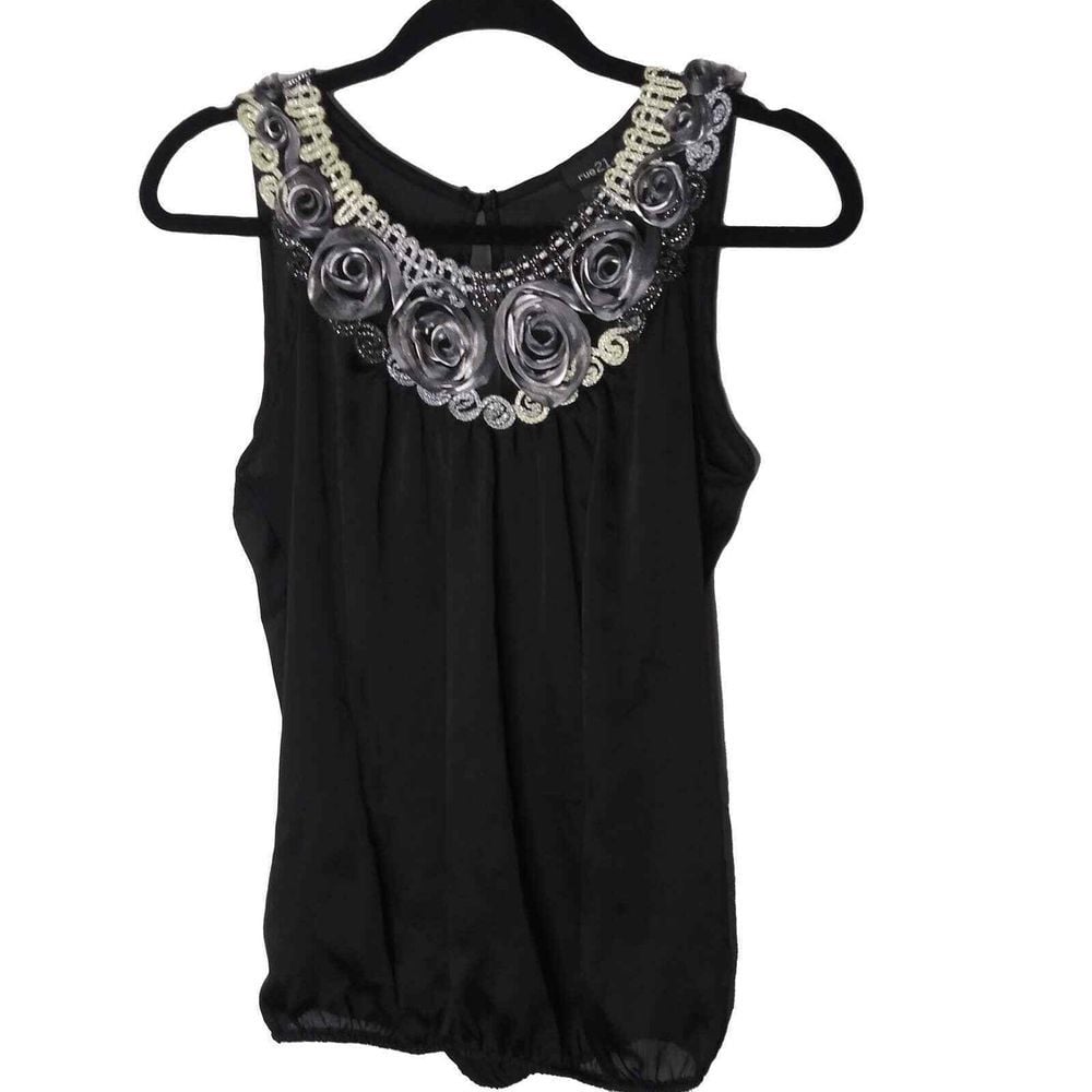 Rue 21 Dressy Tank Womens Small Open Back Embellished Neckline Rose Embroider