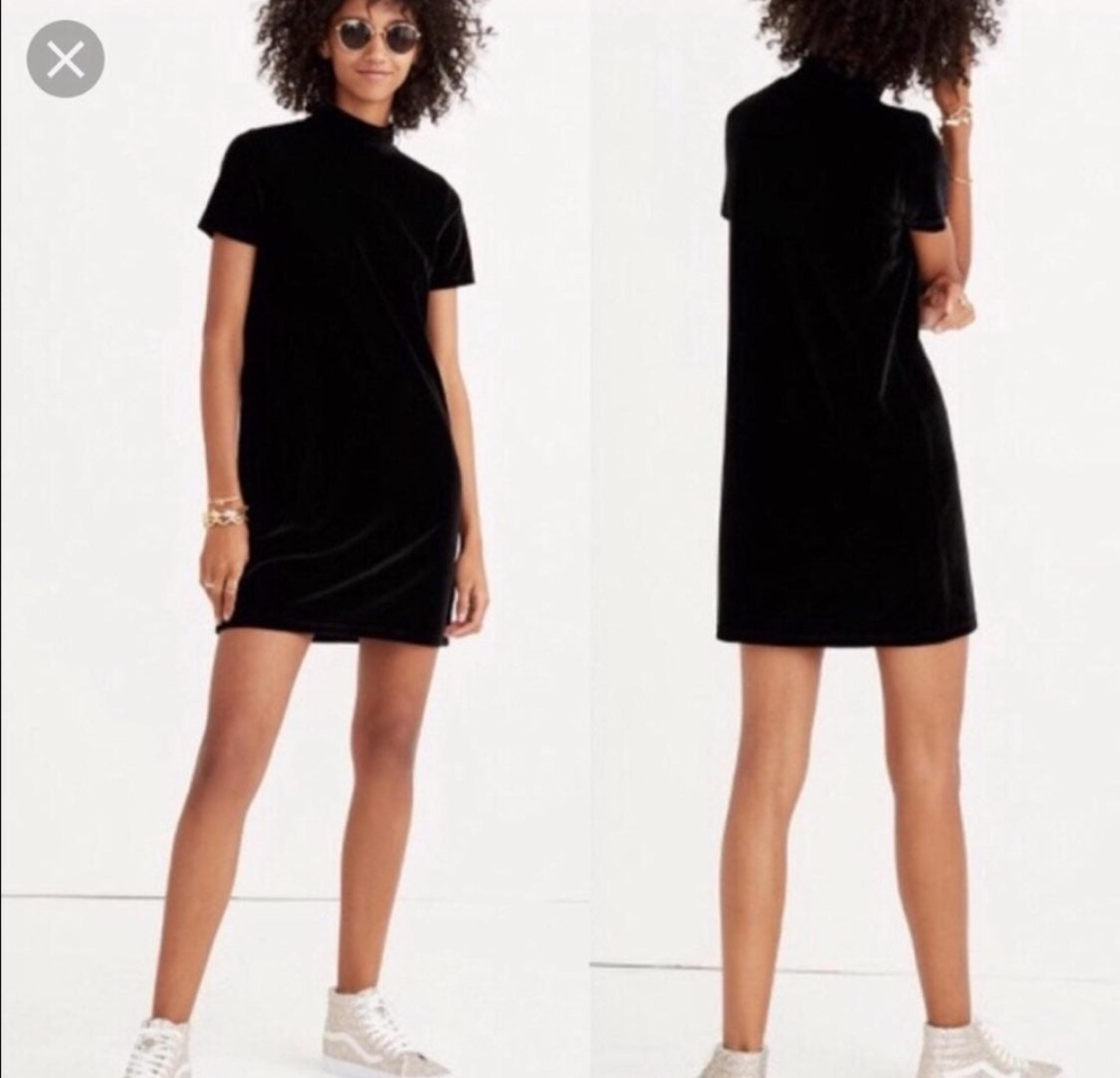 Madewell // Velvet Mock Neck Dress