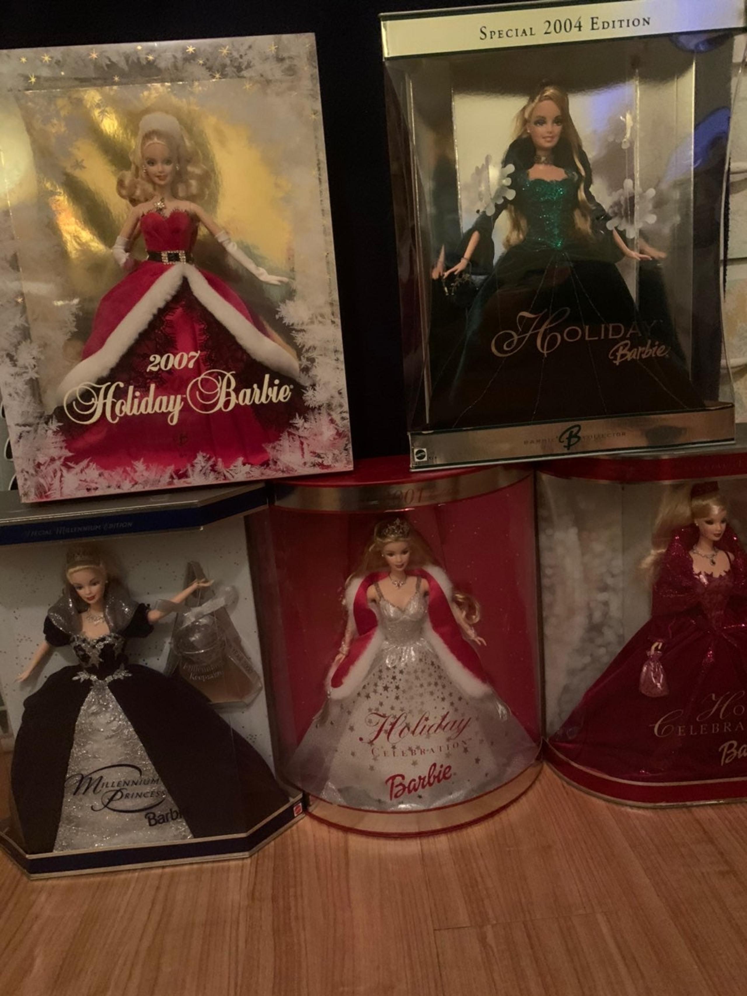 5 Holiday Barbies