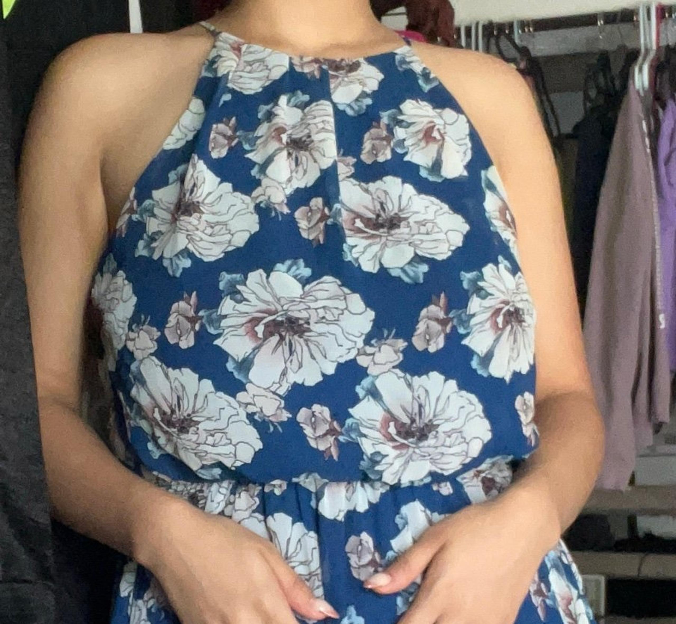 Blue floral dress Blue floral dress - Lush