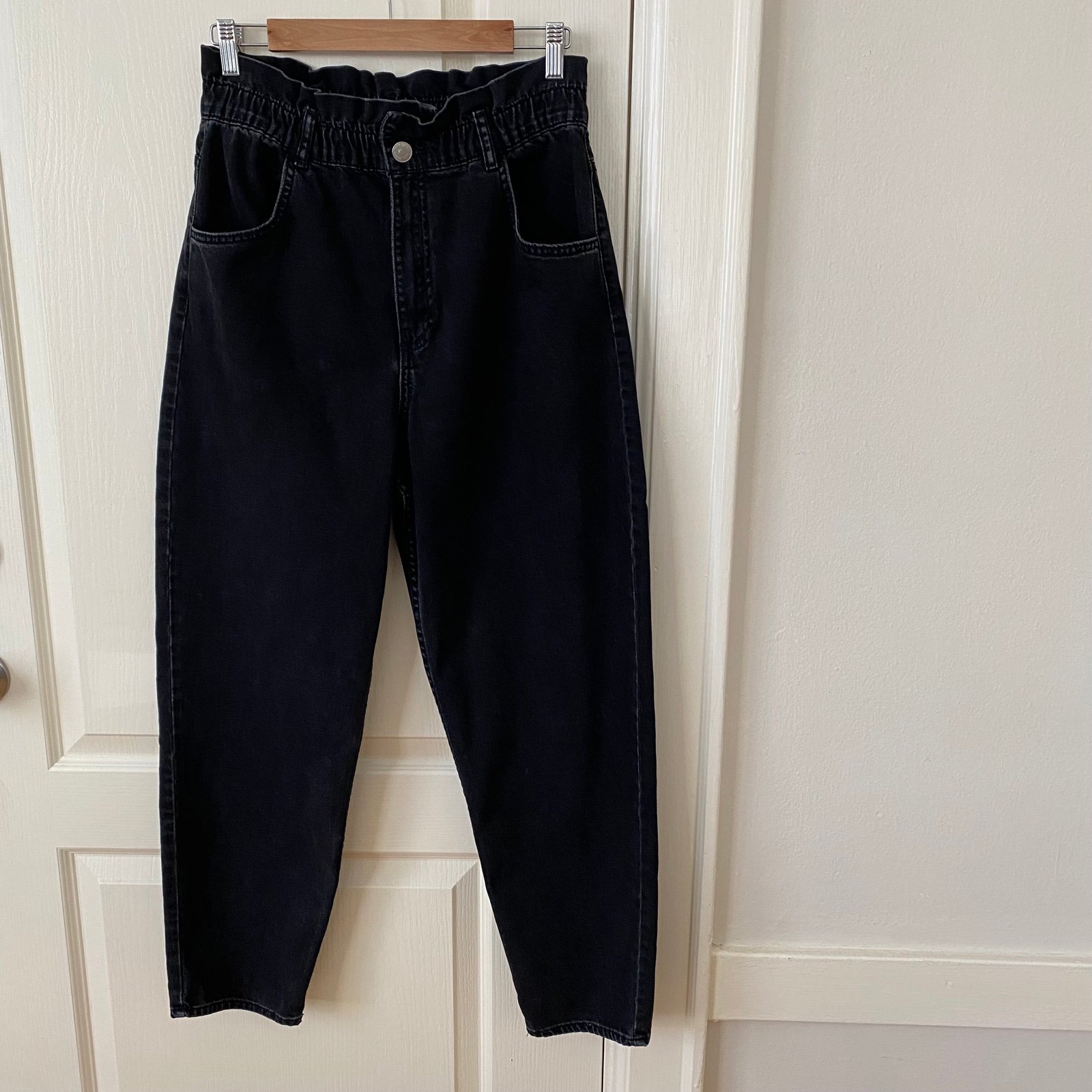 Zara Black High Rise Wide Leg Barrel Baggy Distressed Fading Jeans size M