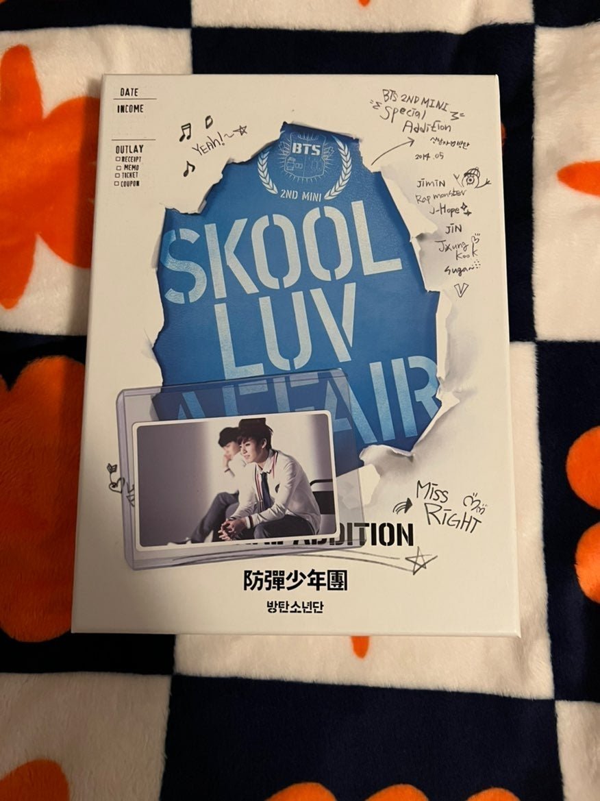 Official BTS Skool Luv Affair Album with jk pc
