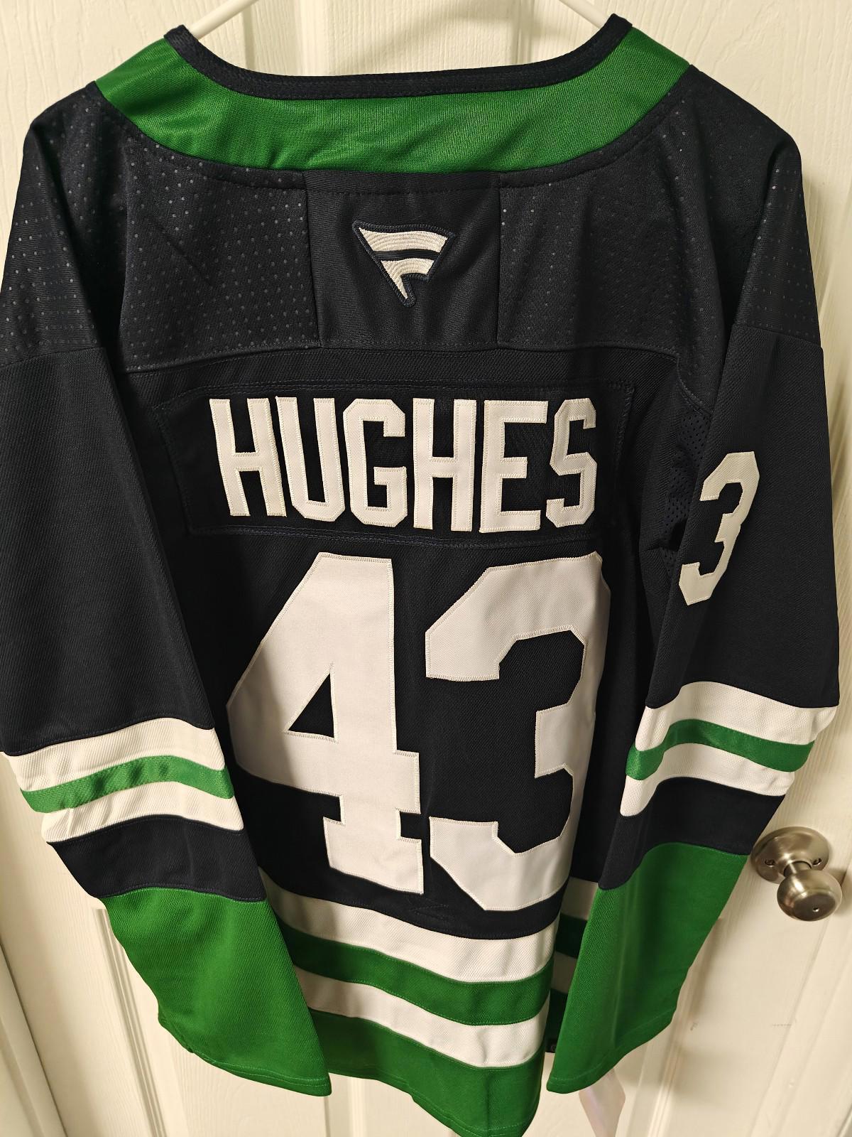 Quinn Hughes #43 Vancouver Canucks Jersey  Mens Large (52)