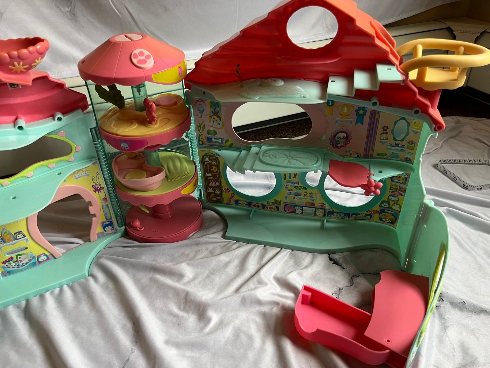 Biggest littlest pet shop house