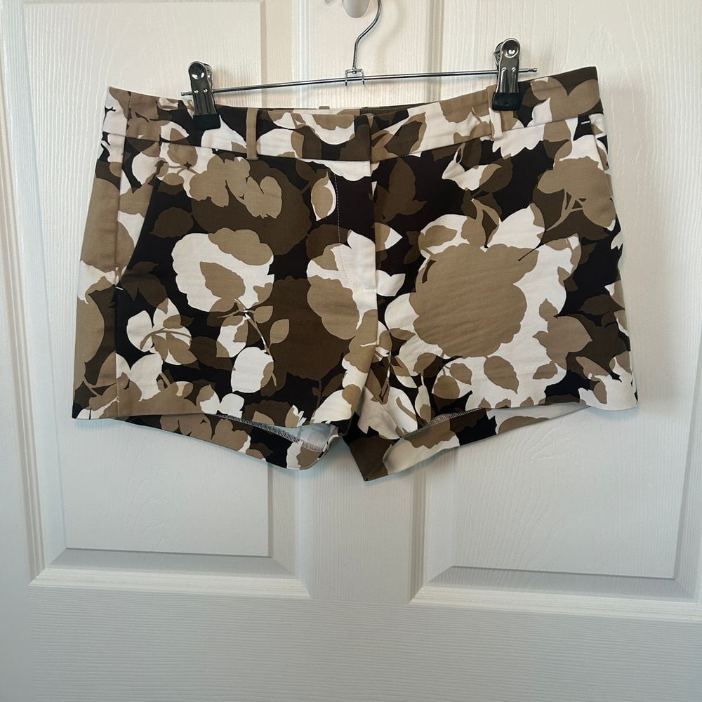 Michael Kors Womens Chino Shorts Size 8 Camo 11 Stretch Designer Casual NEW