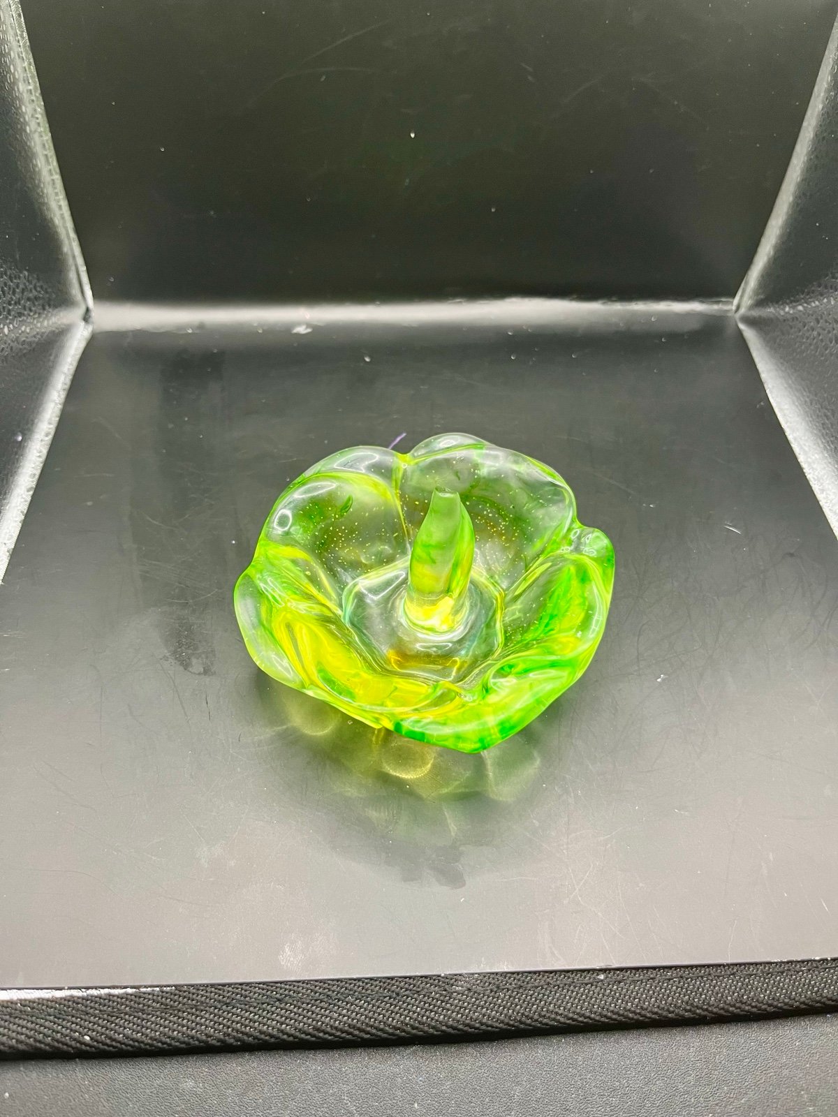 Handmade resin jewelry holder in lemon-lime colors by Loves2Stitch