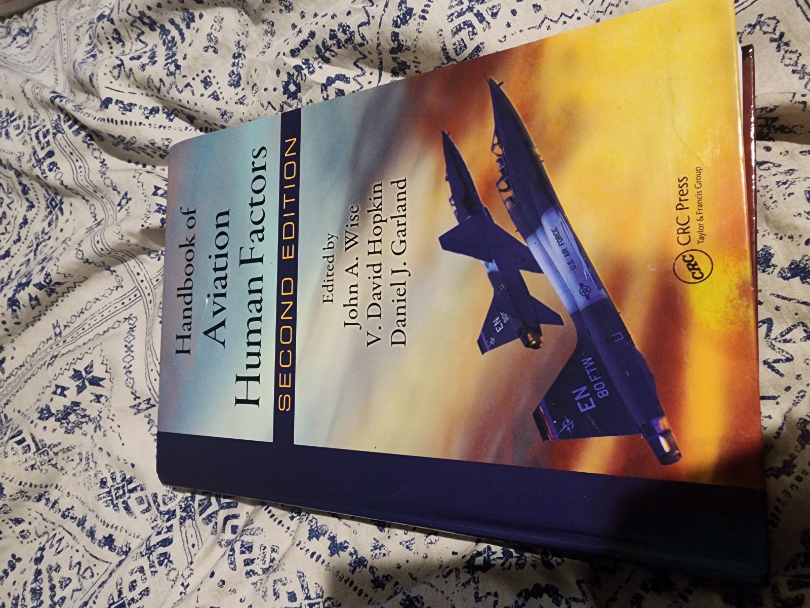 Handbook of aviation human factors second edition