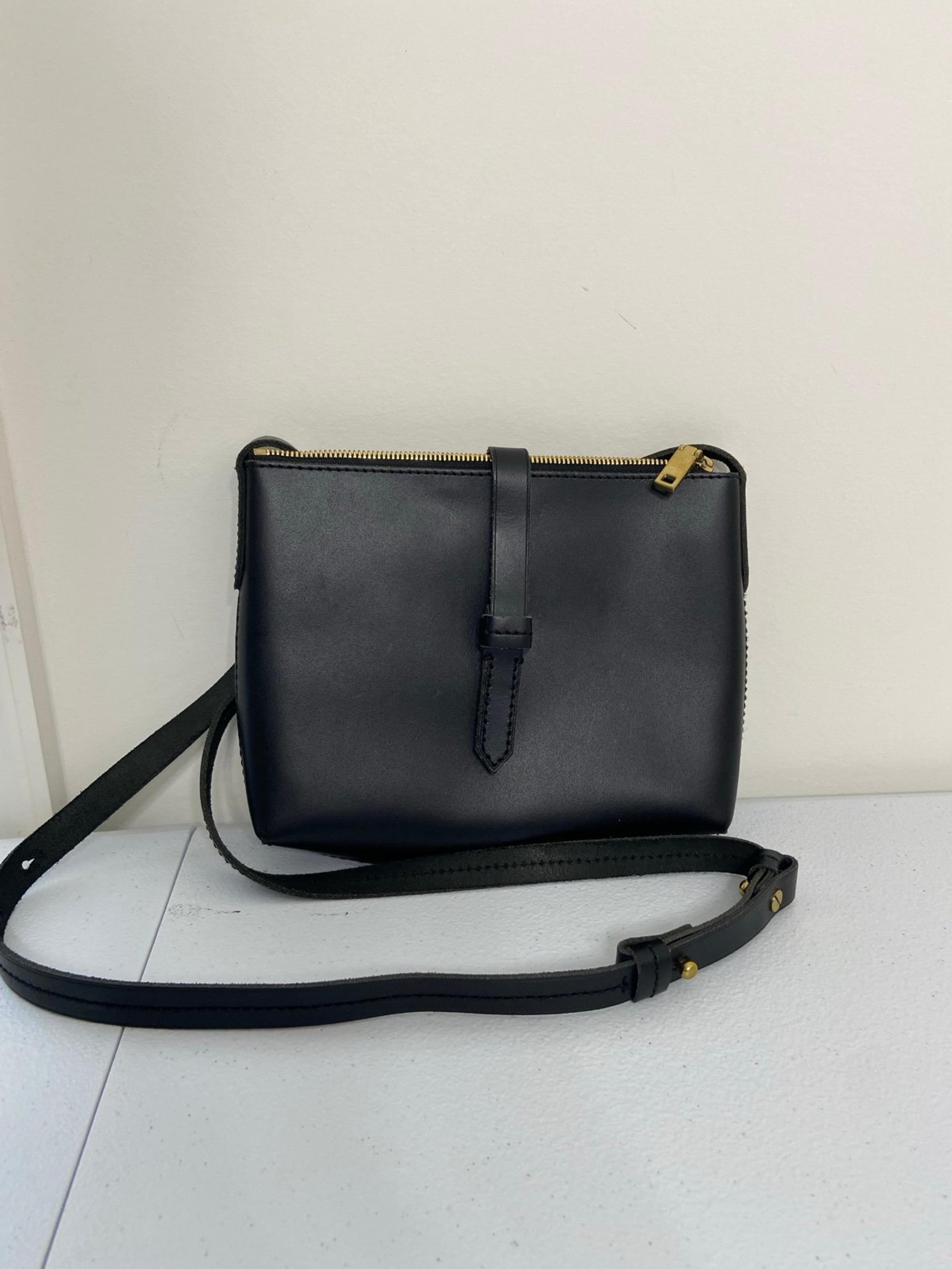 J. Crew women’s black leather Parker crossbody magnetic zipper bag purse