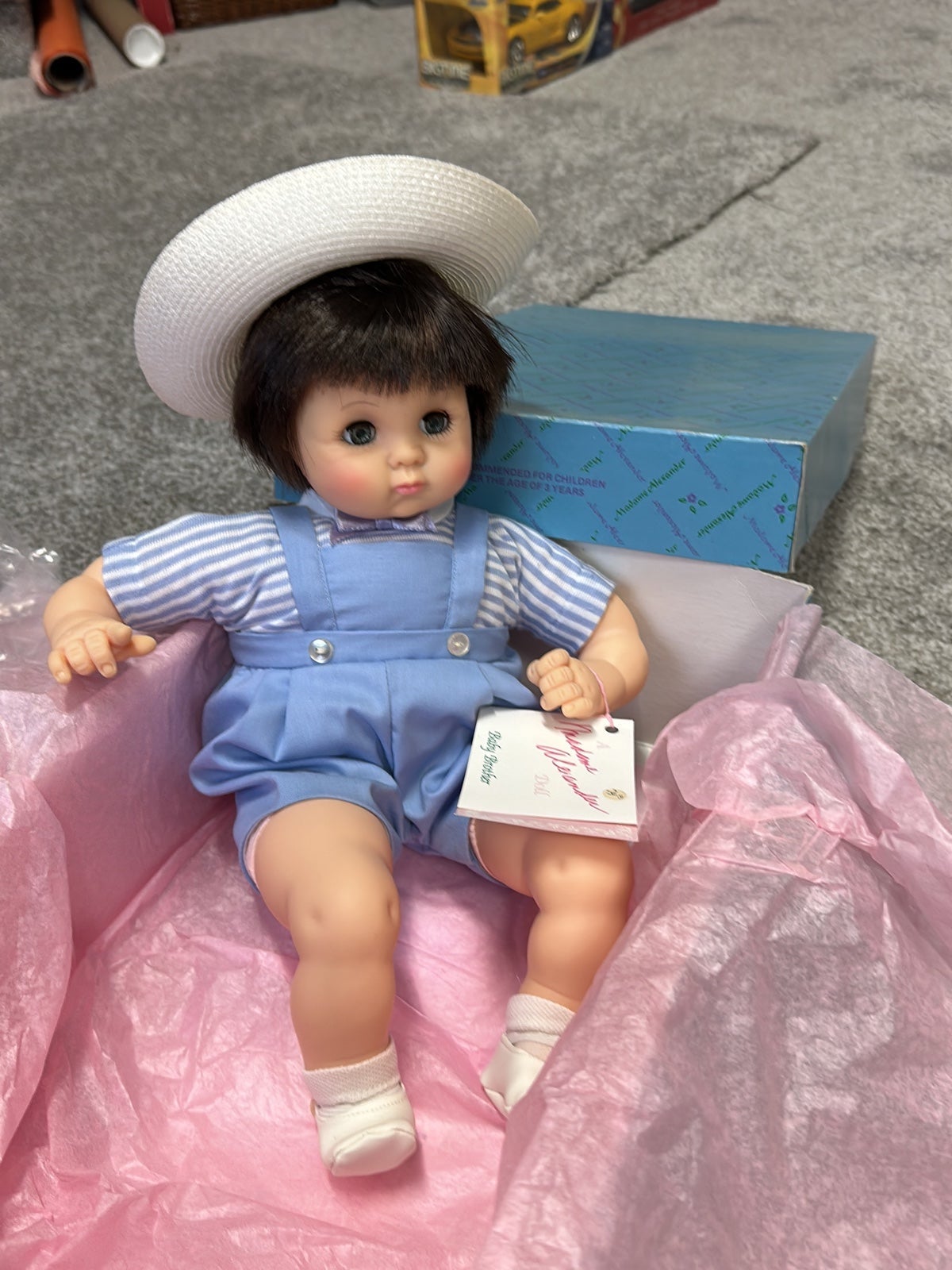 Madamn Alexander boy mint