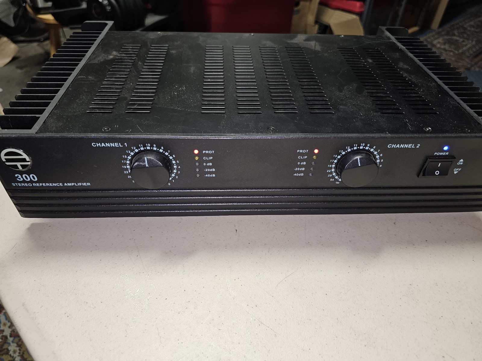 Audio Trak AT 300 Stereo Reference Amplifier
