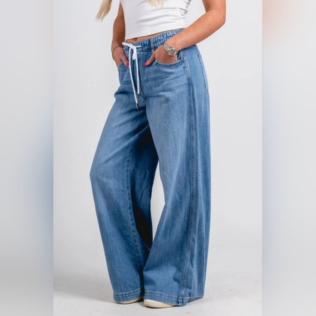 Hidden Nori Medium Wash Y2K High-Rise Extra Wide Leg Denim Jeans Size 26 NEW